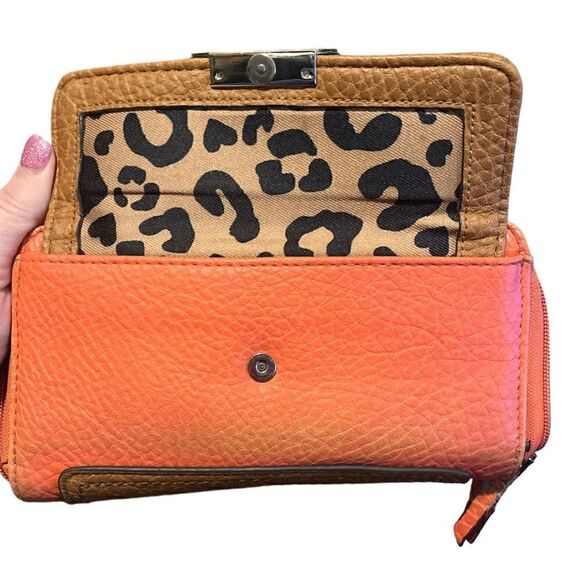 JESSICA Simpson full size wallet - Picture 8 of 12